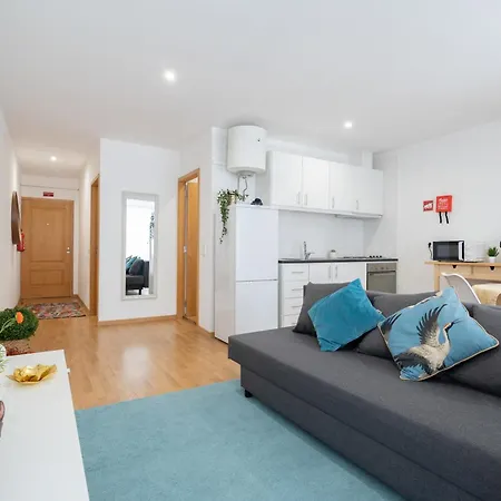Apartament Host Wise - Colorful Fresh Flats - Batalha *
