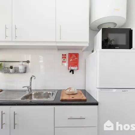 Host Wise - Colorful Fresh Flats - Batalha Apartament