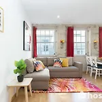 Host Wise - Colorful Fresh Flats - Batalha Porto
