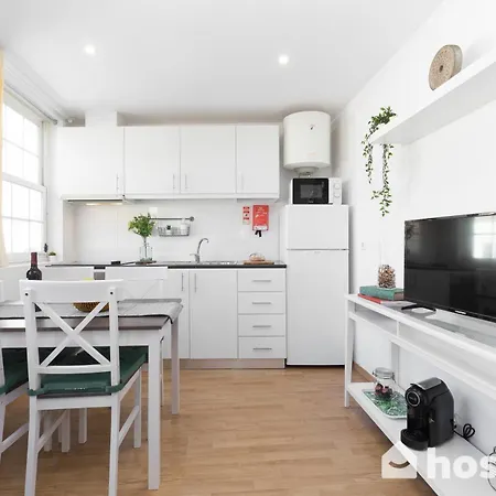 Host Wise - Colorful Fresh Flats - Batalha Appartamento Oporto