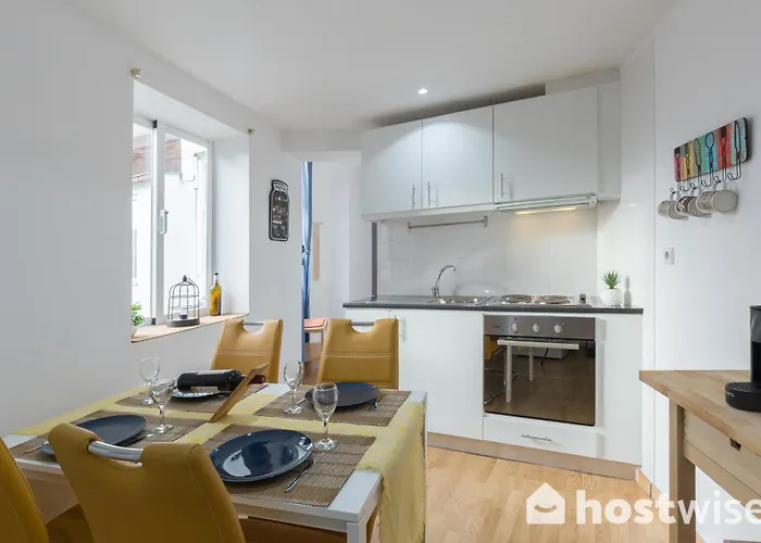 Apartamento Host Wise - Colorful Fresh Flats - Batalha Oporto