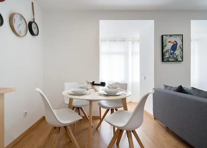 아파트 Host Wise - Colorful Fresh Flats - Batalha *