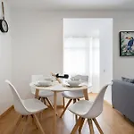 Appartement Host Wise - Colorful Fresh Flats - Batalha *