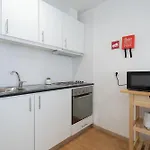 Appartement Host Wise - Colorful Fresh Flats - Batalha *