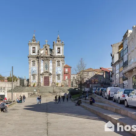 Host Wise - Colorful Fresh Flats - Batalha
