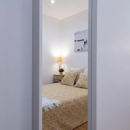 Host Wise - Colorful Fresh Flats - Batalha 아파트