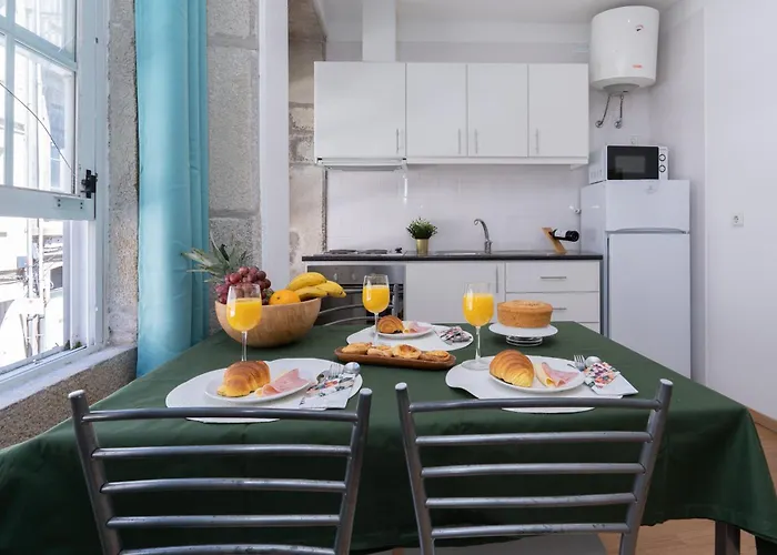 Host Wise - Colorful Fresh Flats - Batalha 포르투